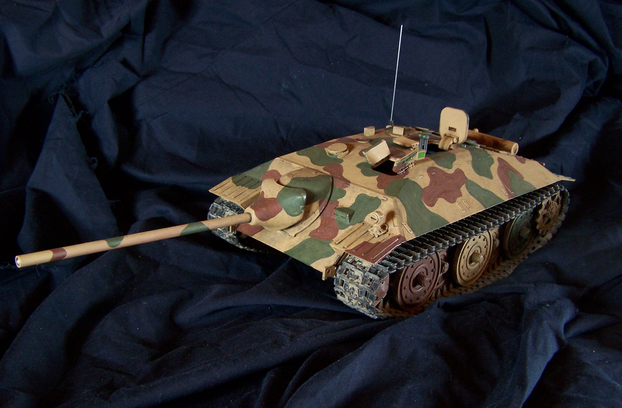 Jagdpanzer E25